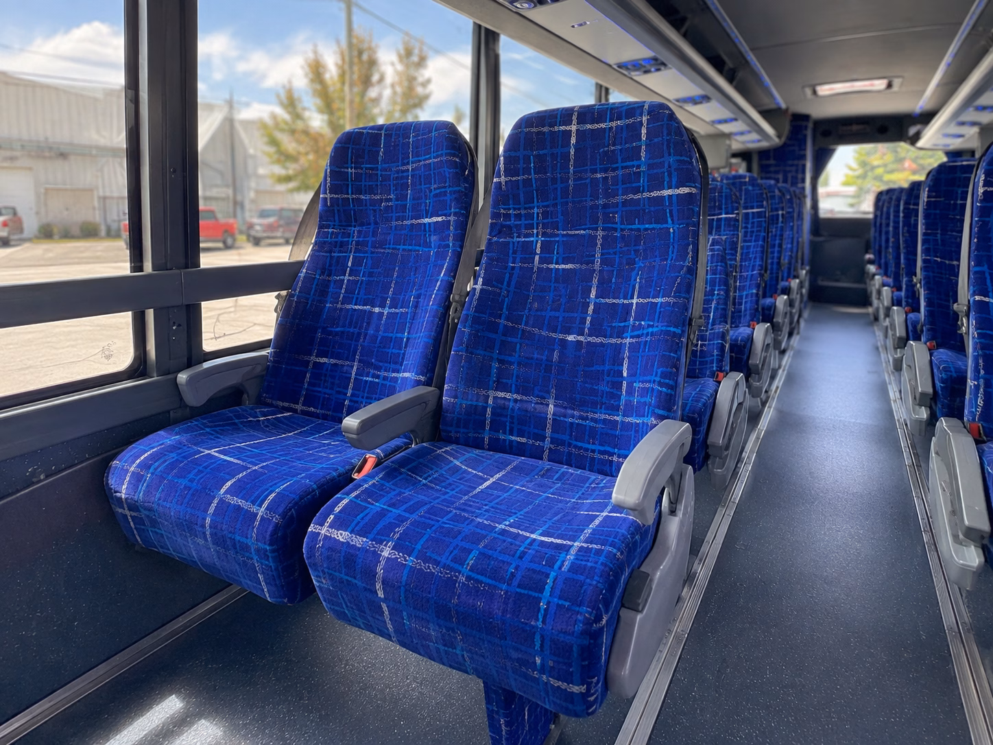 santamonicacharterbuscompany com puts more prom bus options in front of you than any one company can